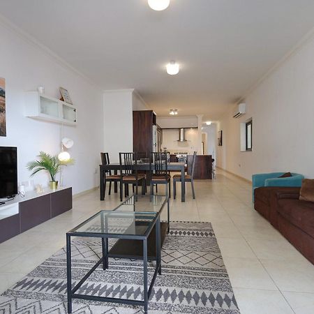 Modern 3Br Stylish & Spacious Apartment - Close To Sliema Promenade Gzira Εξωτερικό φωτογραφία