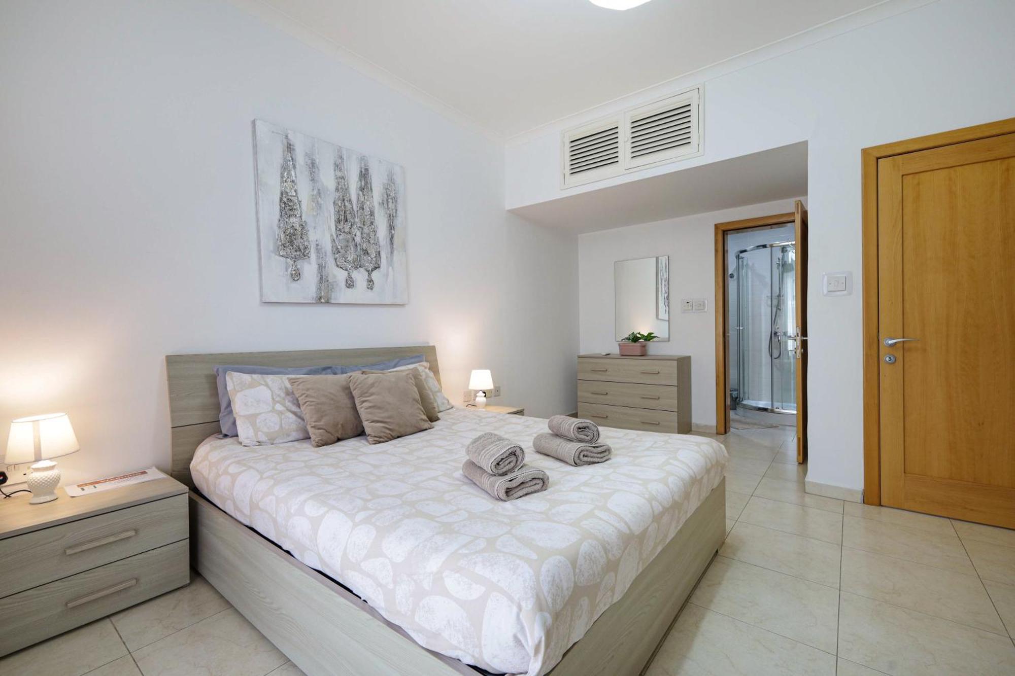 Modern 3Br Stylish & Spacious Apartment - Close To Sliema Promenade Gzira Εξωτερικό φωτογραφία