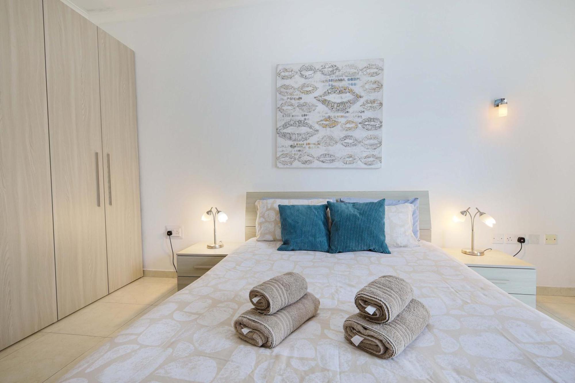 Modern 3Br Stylish & Spacious Apartment - Close To Sliema Promenade Gzira Εξωτερικό φωτογραφία
