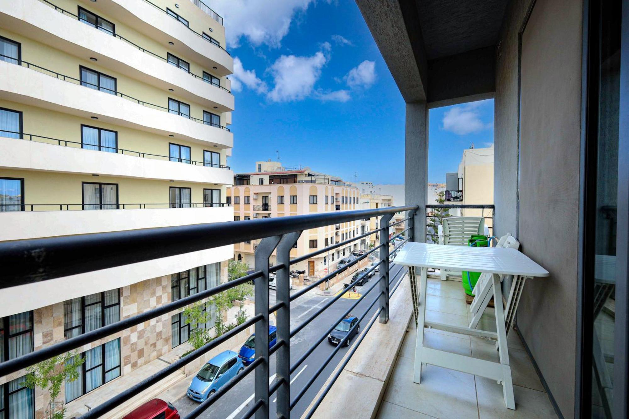Modern 3Br Stylish & Spacious Apartment - Close To Sliema Promenade Gzira Εξωτερικό φωτογραφία