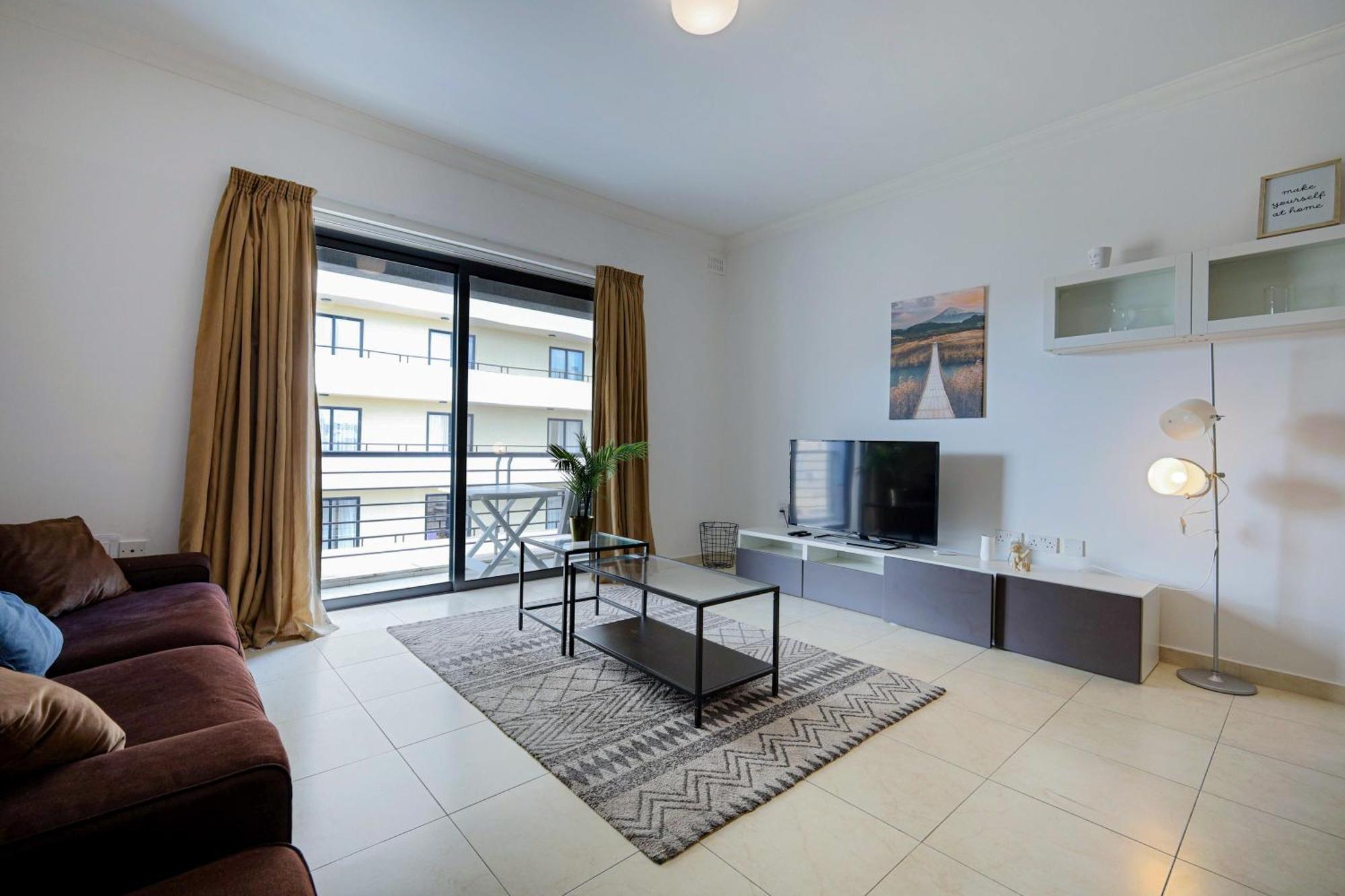 Modern 3Br Stylish & Spacious Apartment - Close To Sliema Promenade Gzira Εξωτερικό φωτογραφία