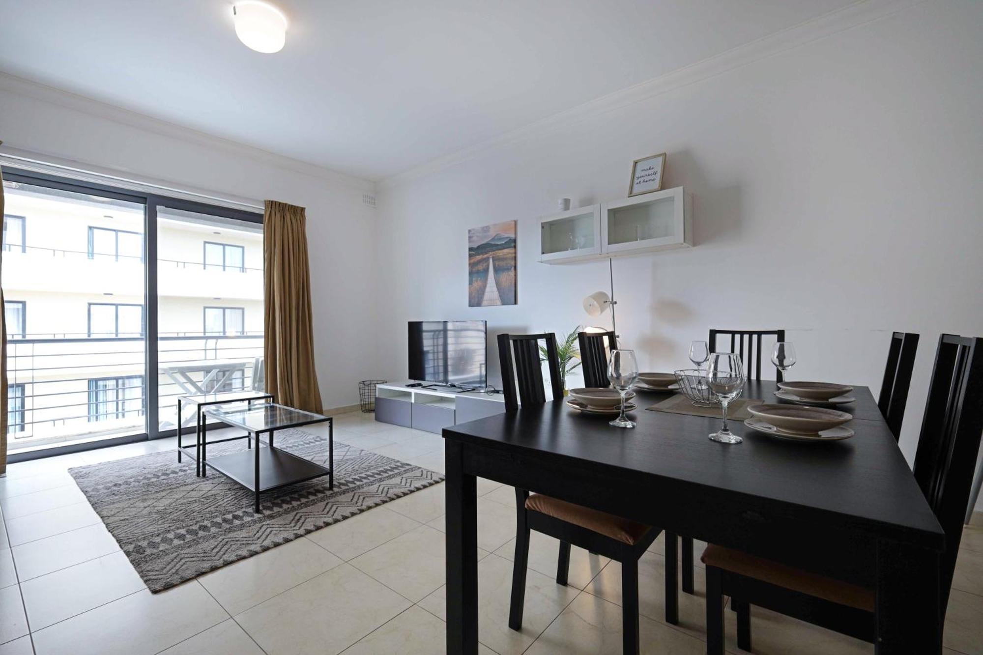 Modern 3Br Stylish & Spacious Apartment - Close To Sliema Promenade Gzira Εξωτερικό φωτογραφία