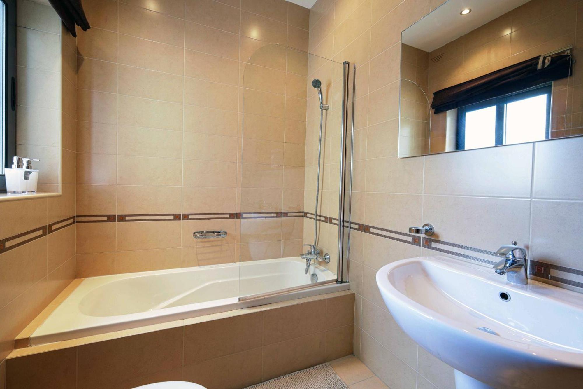 Modern 3Br Stylish & Spacious Apartment - Close To Sliema Promenade Gzira Εξωτερικό φωτογραφία